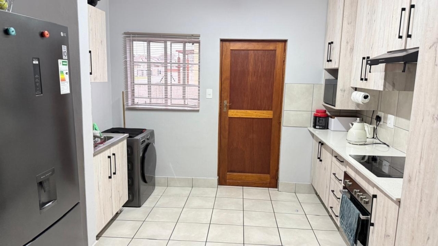 3 Bedroom Property for Sale in Waterkloof East North West